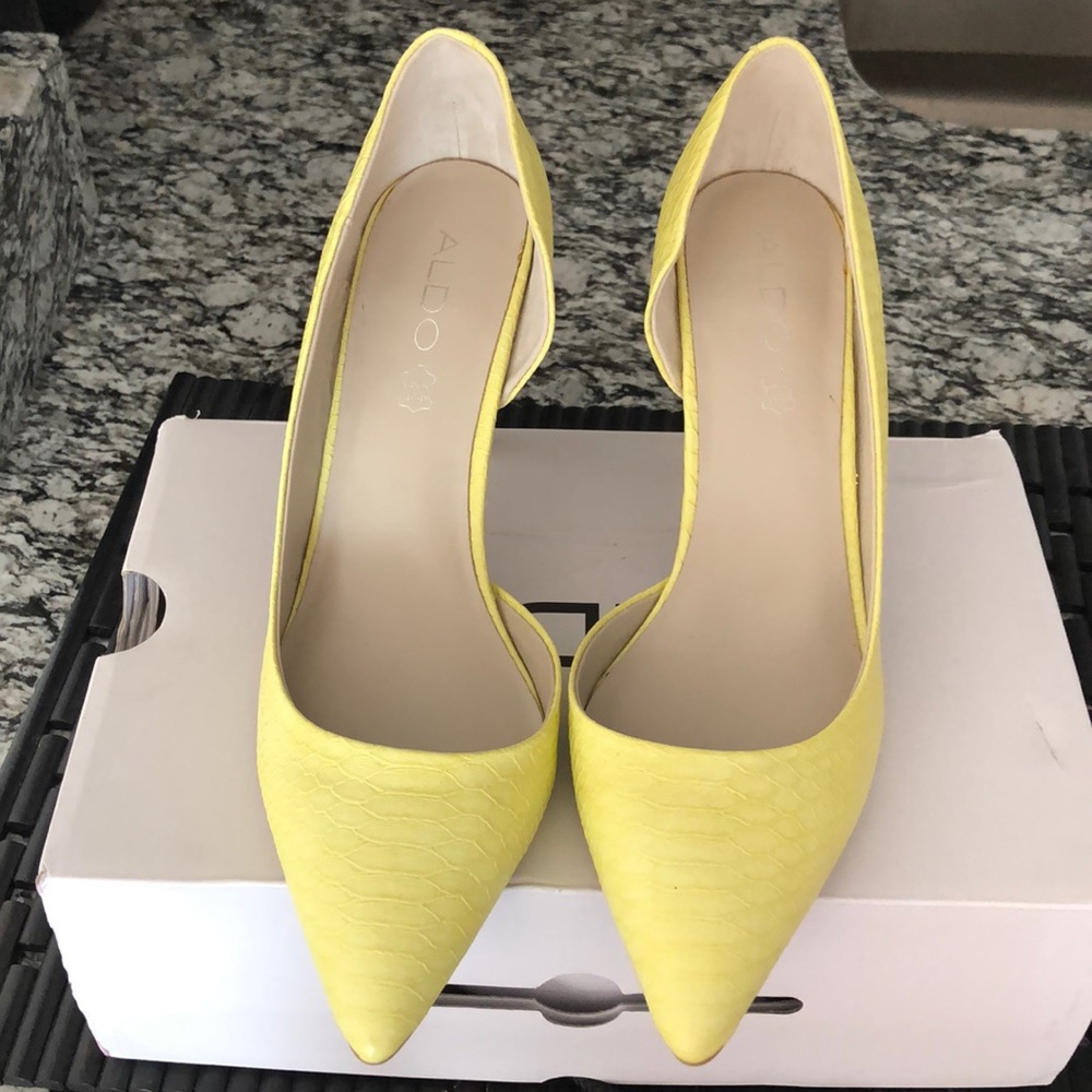 Aldo Yellow Snakeskin Pumps